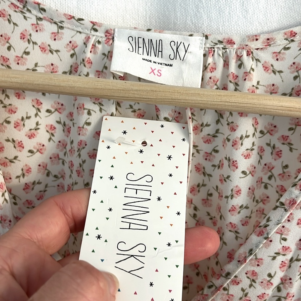 XS Sienna Sky White Dolman Sleeve V-Neck Sundress with delicate pink flowers. - Picture 3 of 7